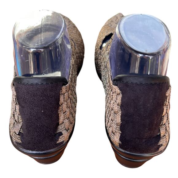 CORKYS Wishbone Women's 10 Woven Wedge Shoes Comfort Slip On Gold Black - Picture 4 of 11